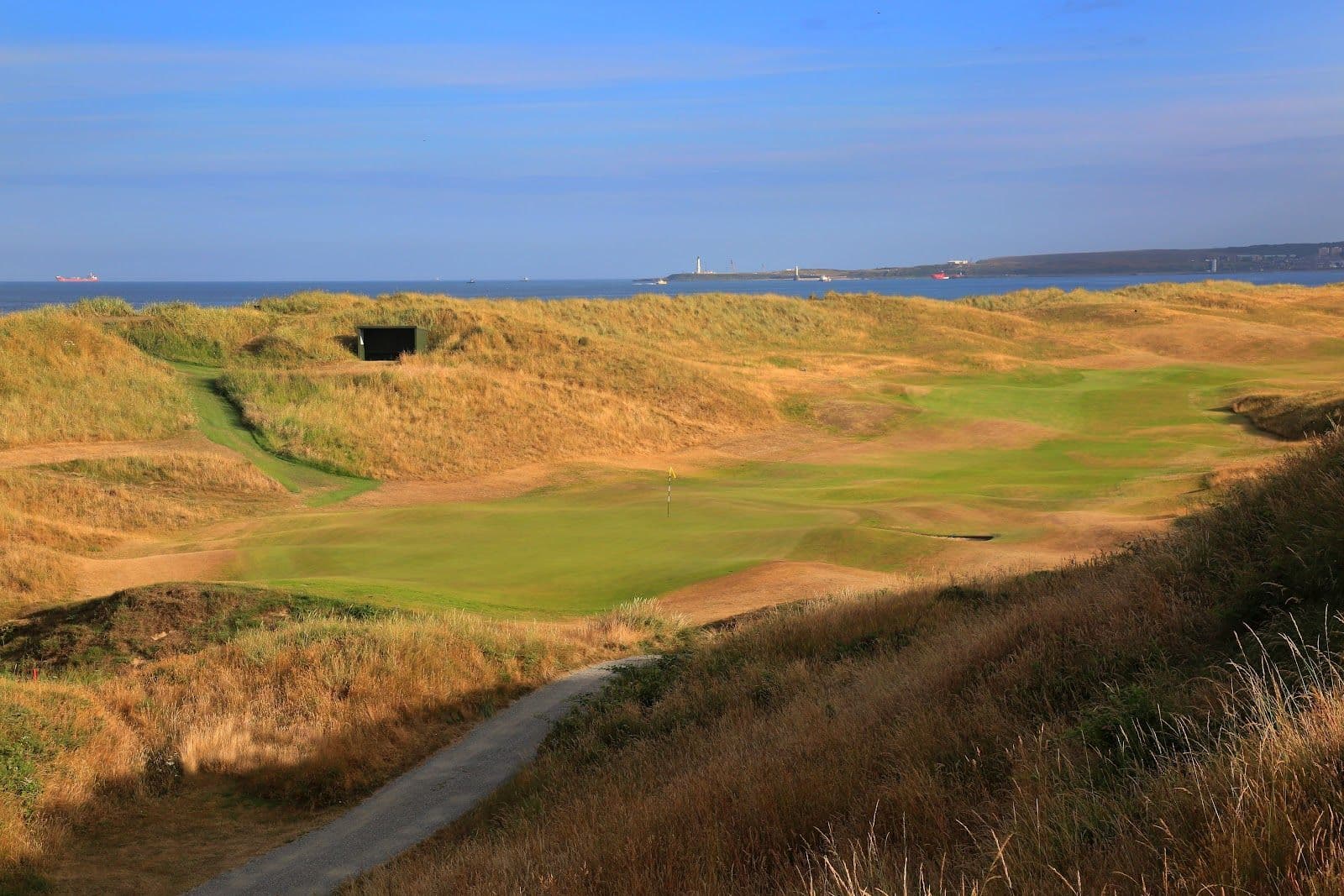Royal Aberdeen Golf Club (Balgownie) photo 1