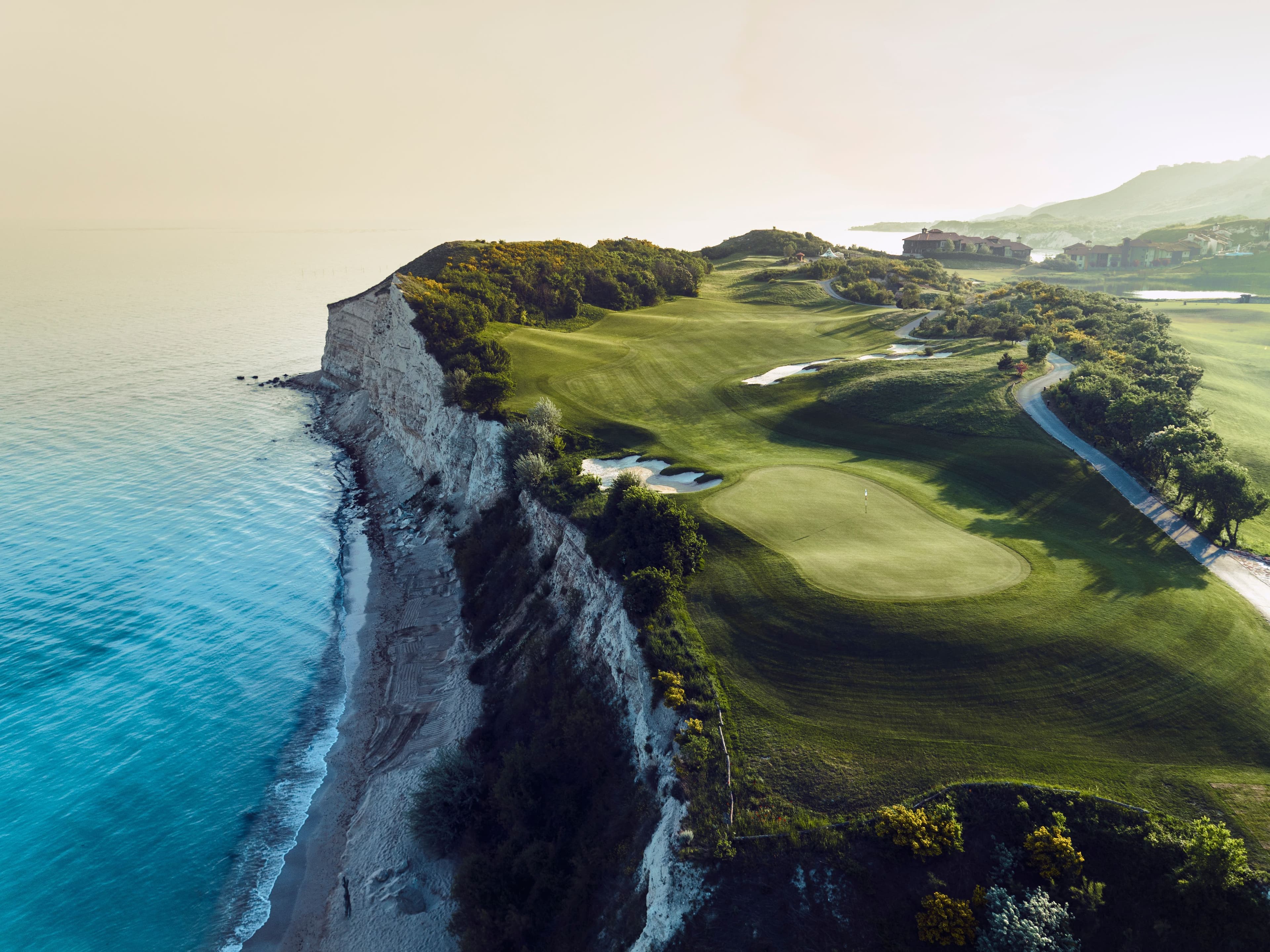 Thracian Cliffs