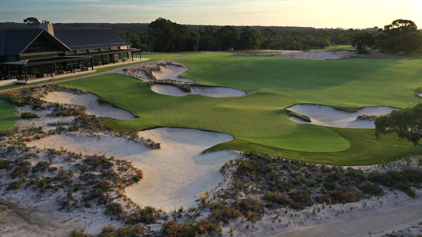Peninsula Kingswood Country Golf Club (North) photo 1