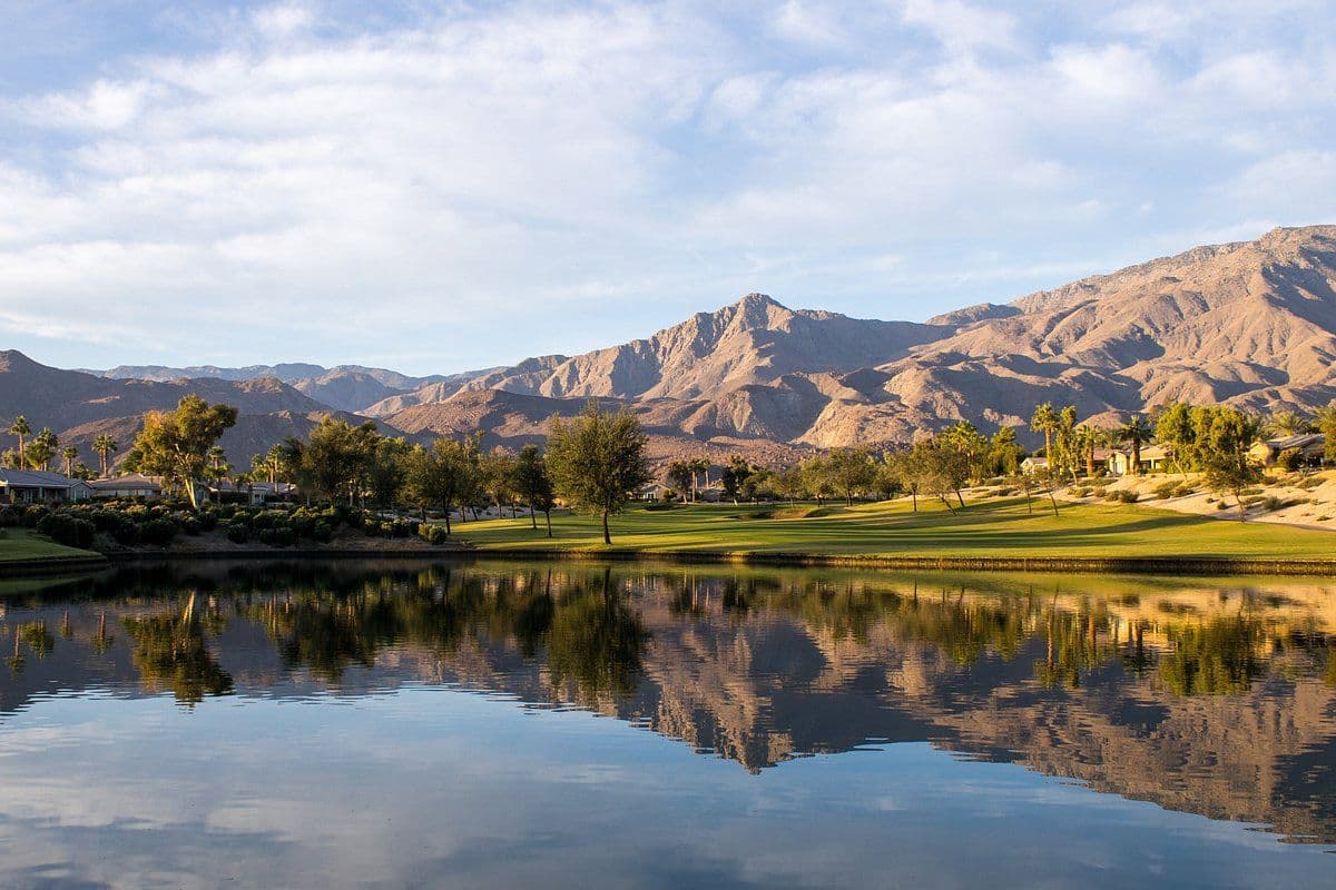 Coral Mountain Desert Club