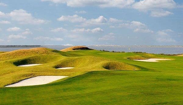 Binhai Lake (Pete Dye) photo 1