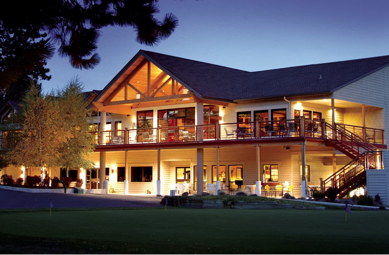 Bend Golf Club, a course by William Hanley