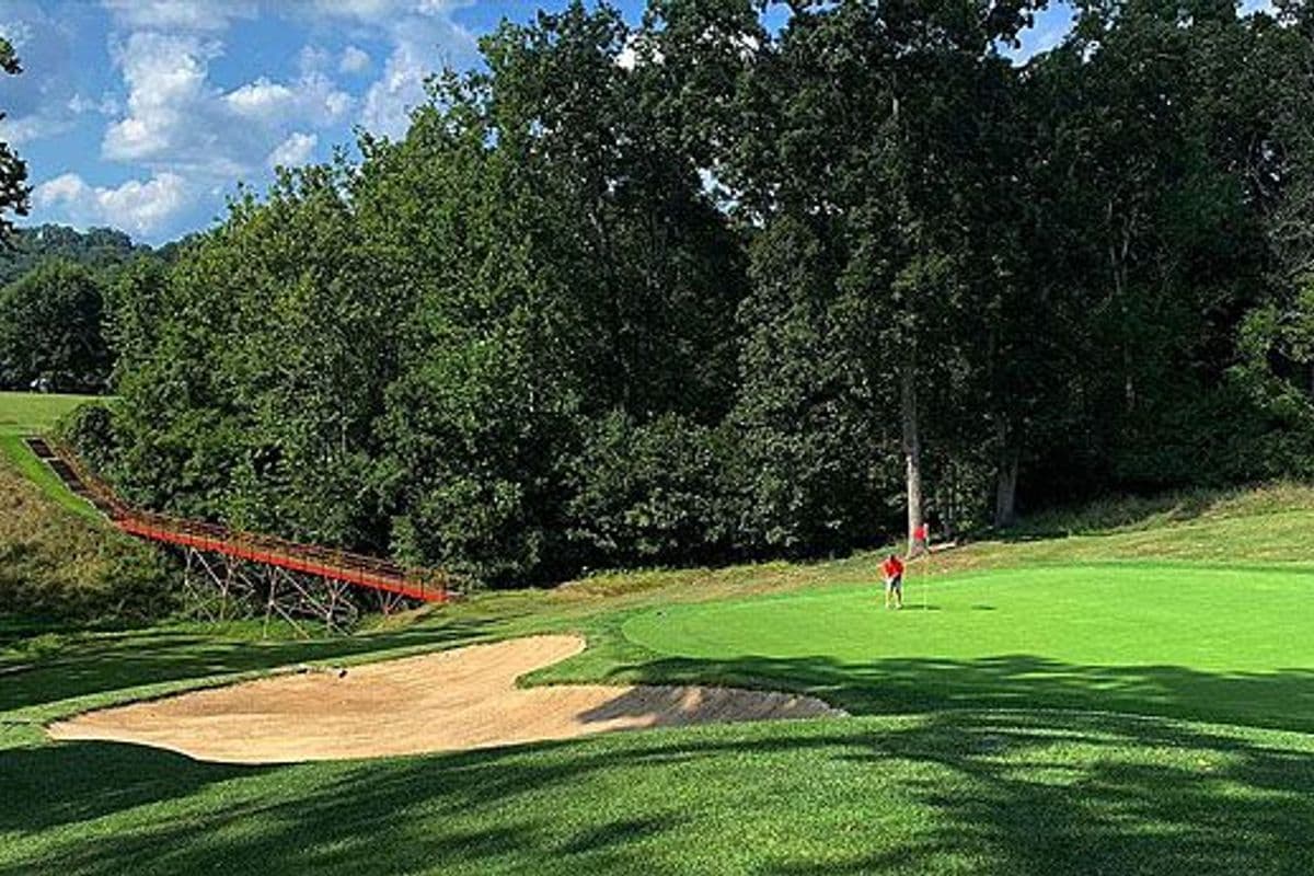 Guyan Golf & Country Club