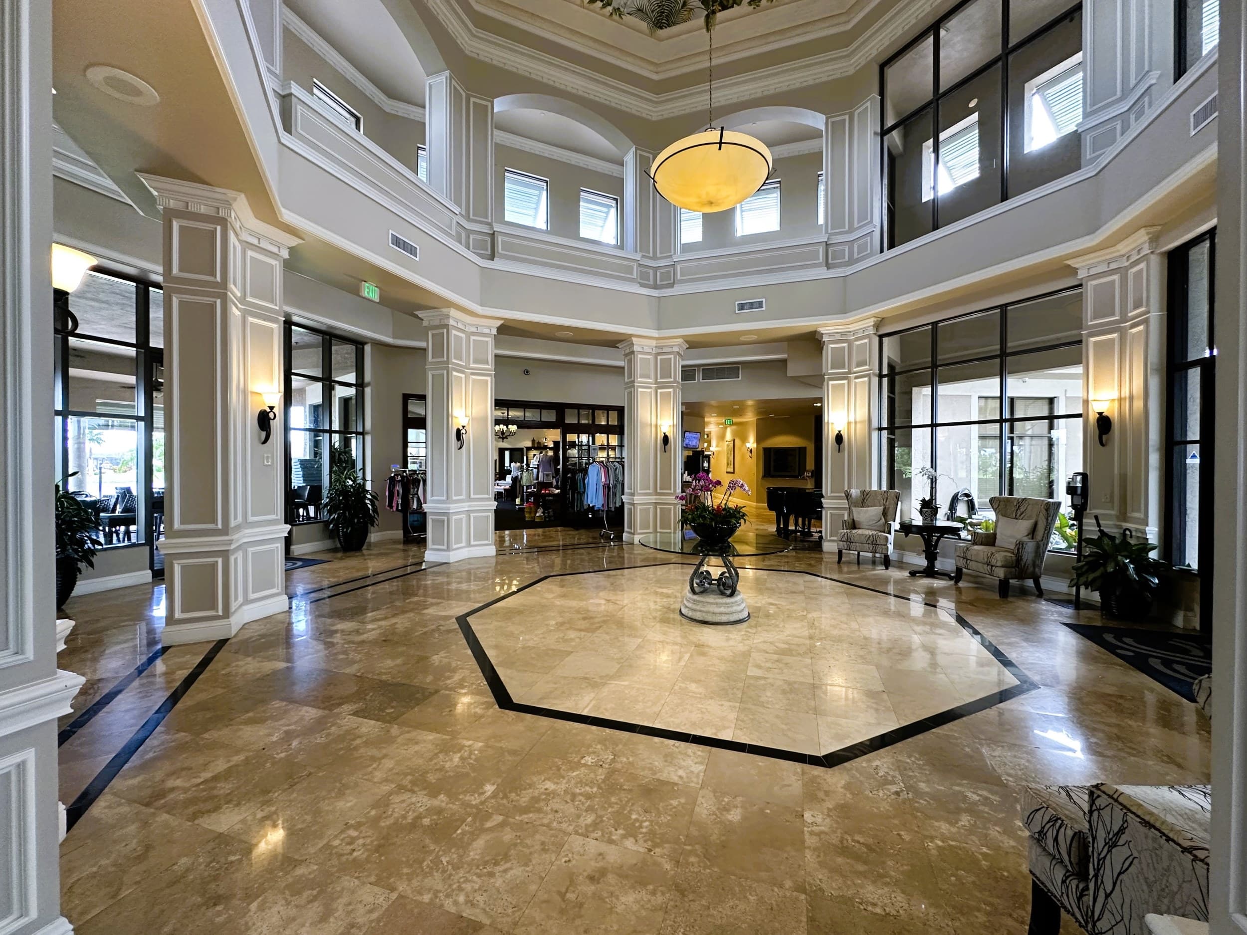 Crown Colony Golf & Country Club