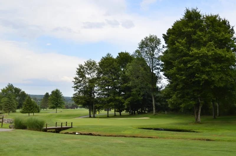 Venango Valley Inn and Golf Course