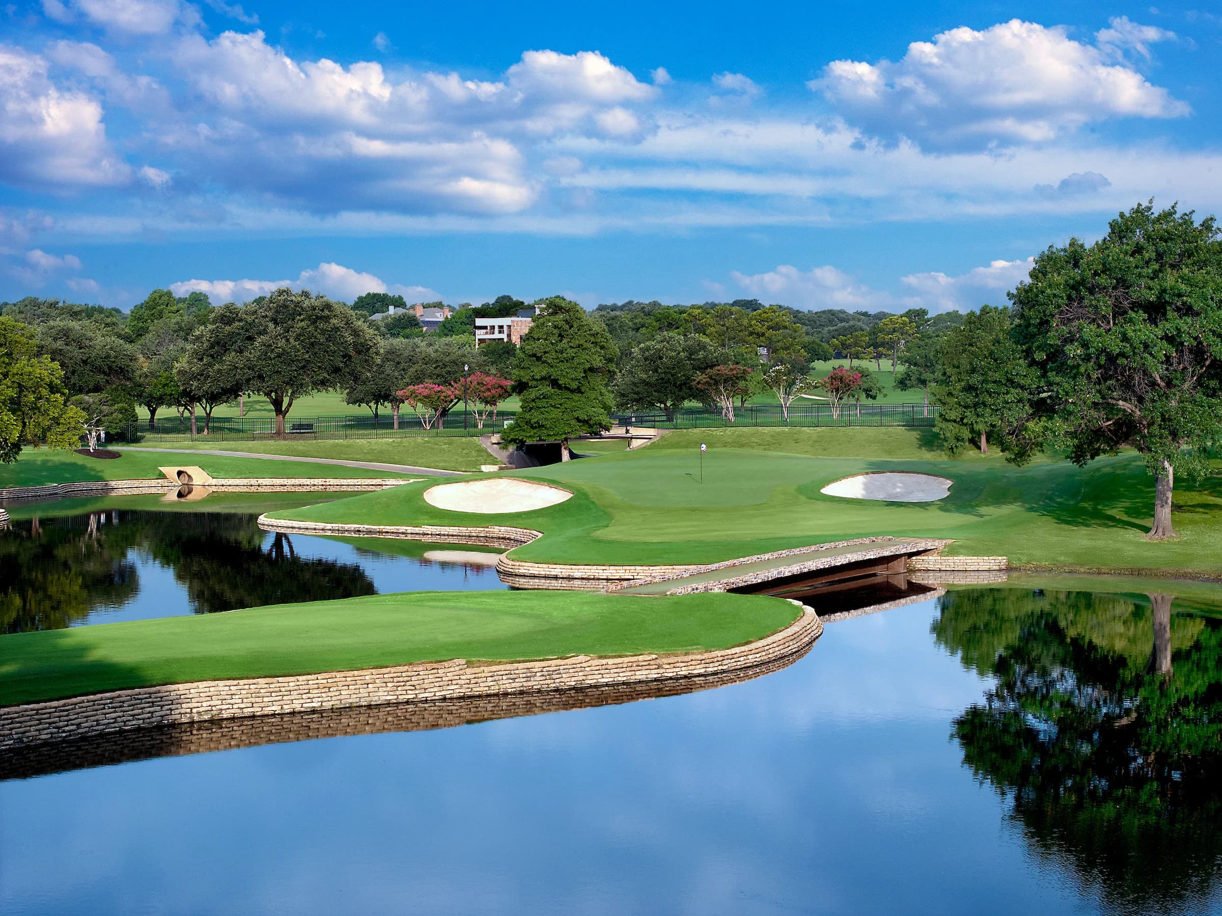 Las Colinas Country Club