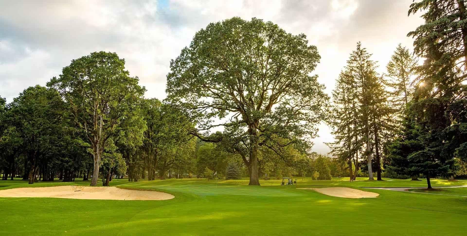 Royal Oaks Country Club