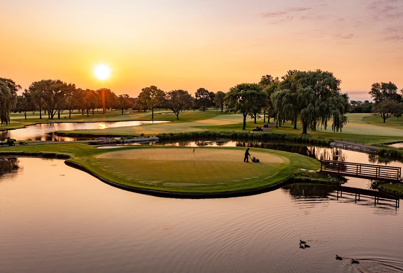 Twin Orchard Country Club